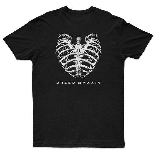 RIBBED HEART BLACK T-SHIRT